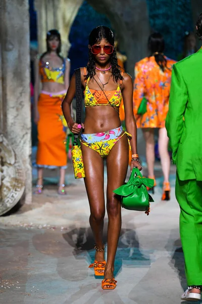 Look 47
